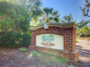 108 Chestnut Oaks Ct, Ladson, SC 29456