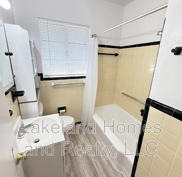 3115 Buckingham Ave — Photo 21