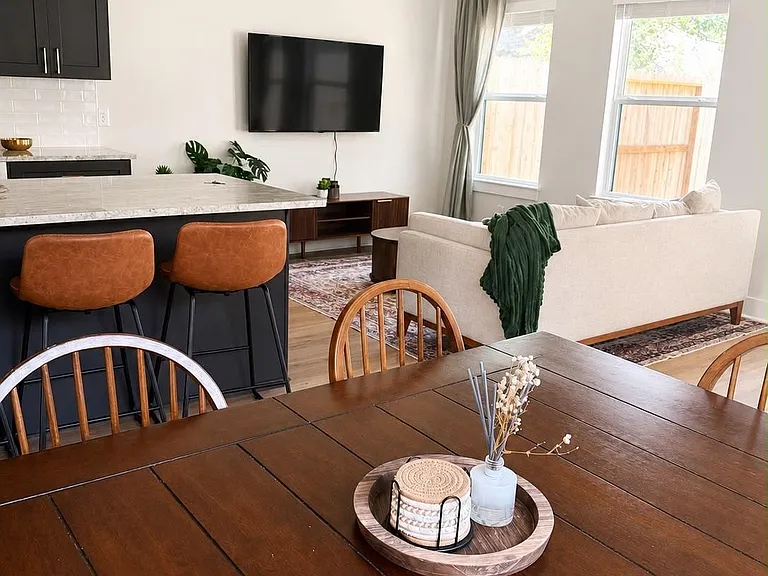 4309 Shelby Cir #B — Photo 4