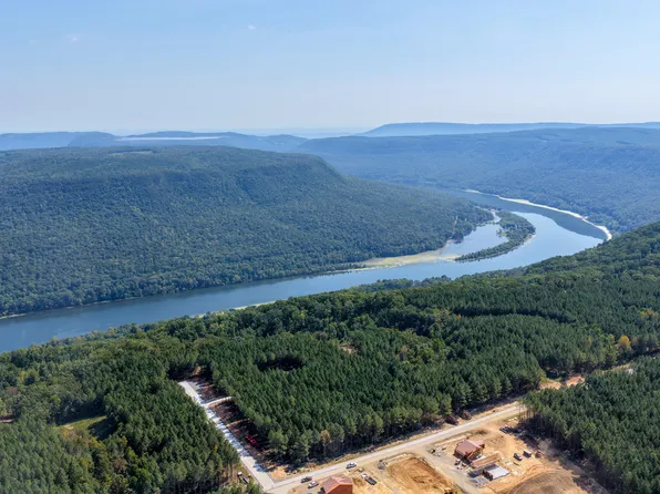 0 Yaki Point, Guild, TN 37340