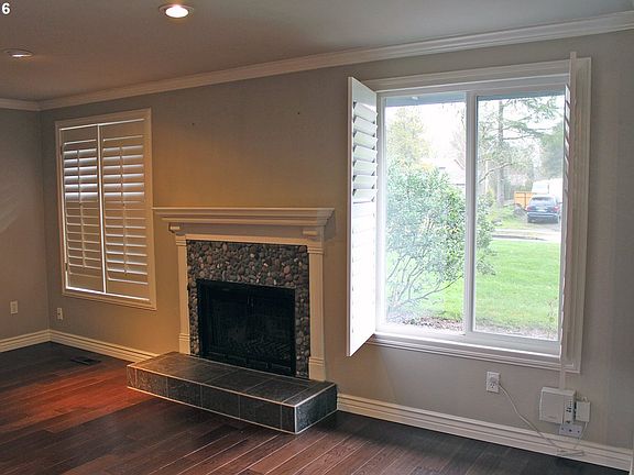 5th image of 2035 SE Quail Cir
