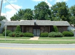 210 E Broadway St, Princeton, IN 47670