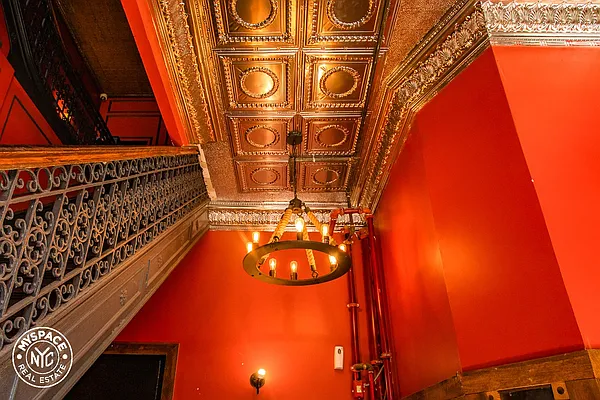 Rented by MySpaceNYC | media 10