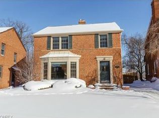 3909 Faversham Rd, University Heights, OH 44118