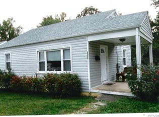 2310 Wakefield Ave, Colonial Heights, VA 23834
