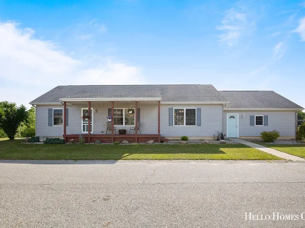 11647 E Bear Meadows Dr SE, Alto, MI 49302