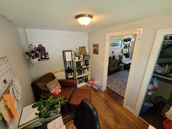 Bedroom/Office