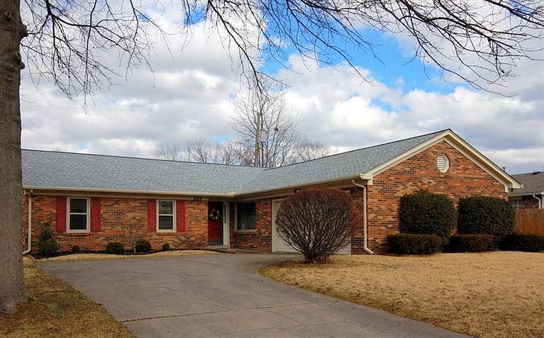 1st image of 443 Lamont Dr