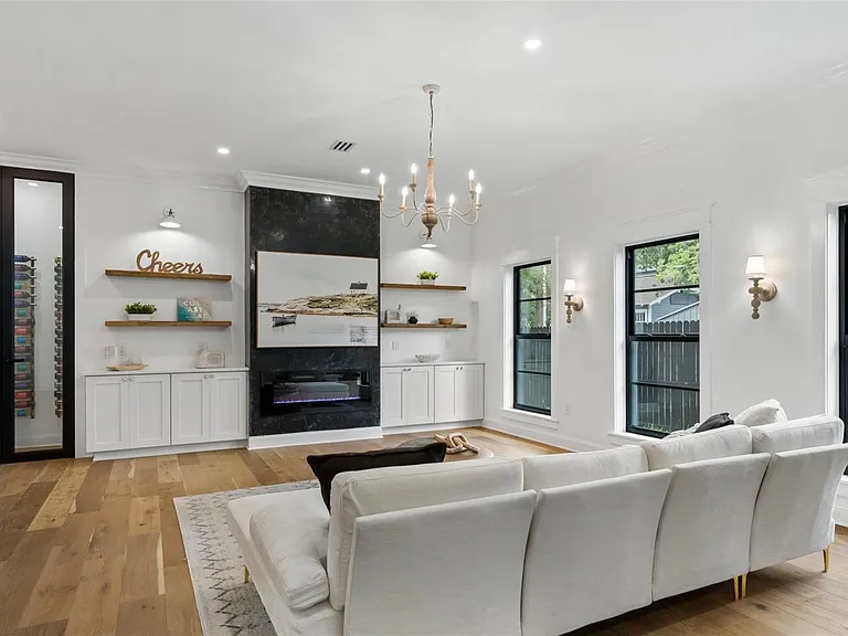 3501 W Tacon St — Photo 11