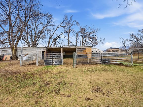 3rd image of 12341 S Redwood Rd