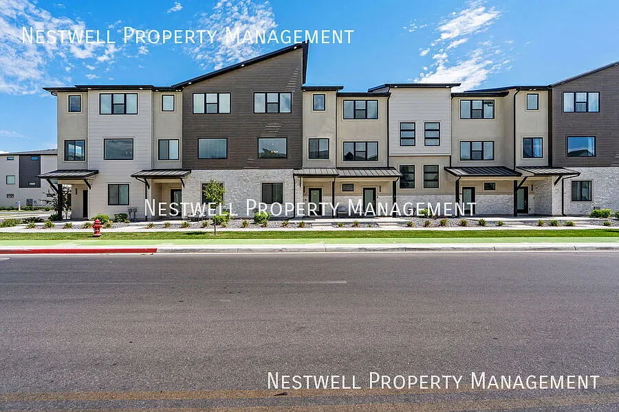 Building Photo - 485 S 900 W
