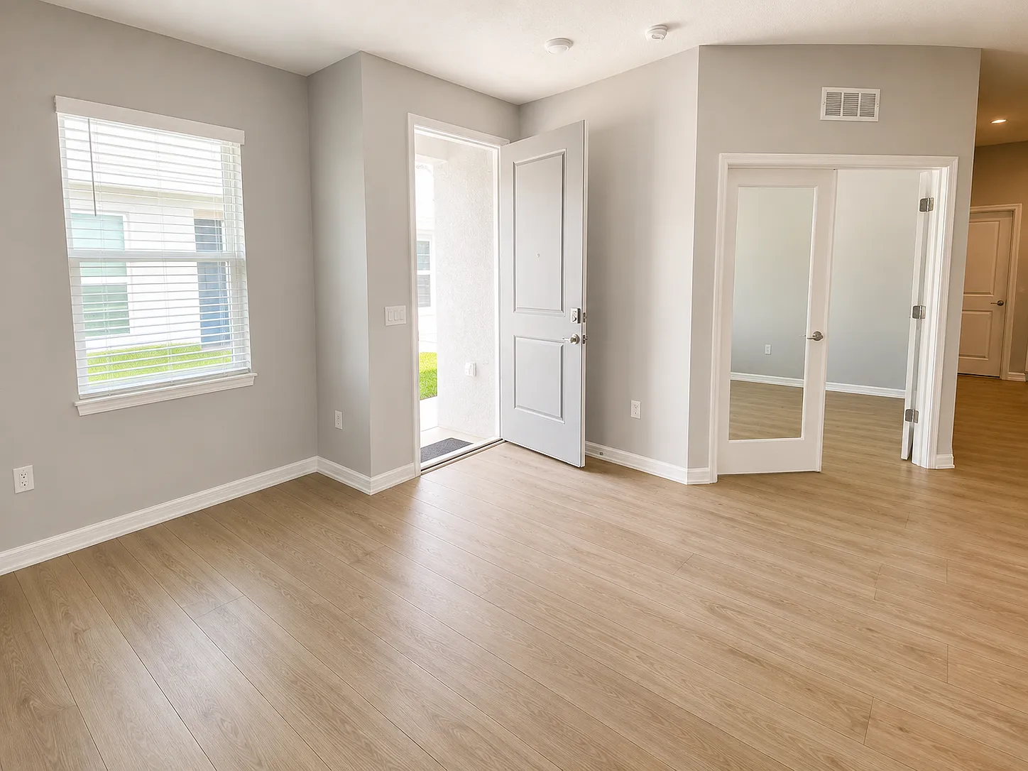 4005 Westwood Fields Loop — Photo 3