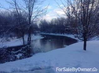 9670 Riverside Dr, Saint Louis, MI 48880