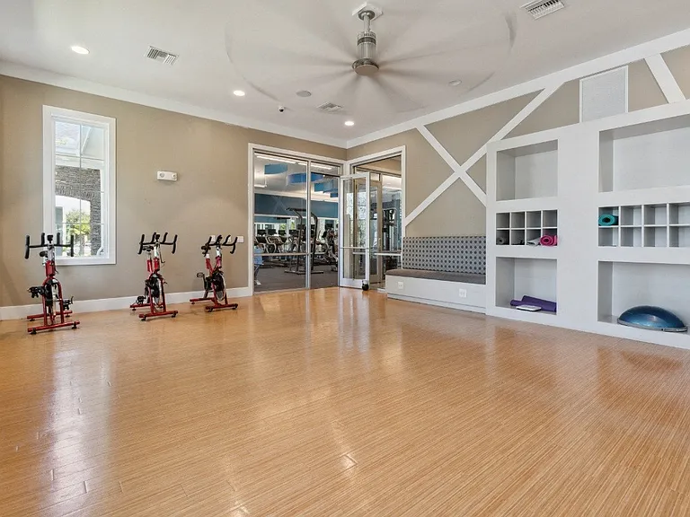 Spin & Yoga Studio