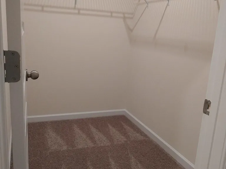 243 Centennial Cir — Photo 40