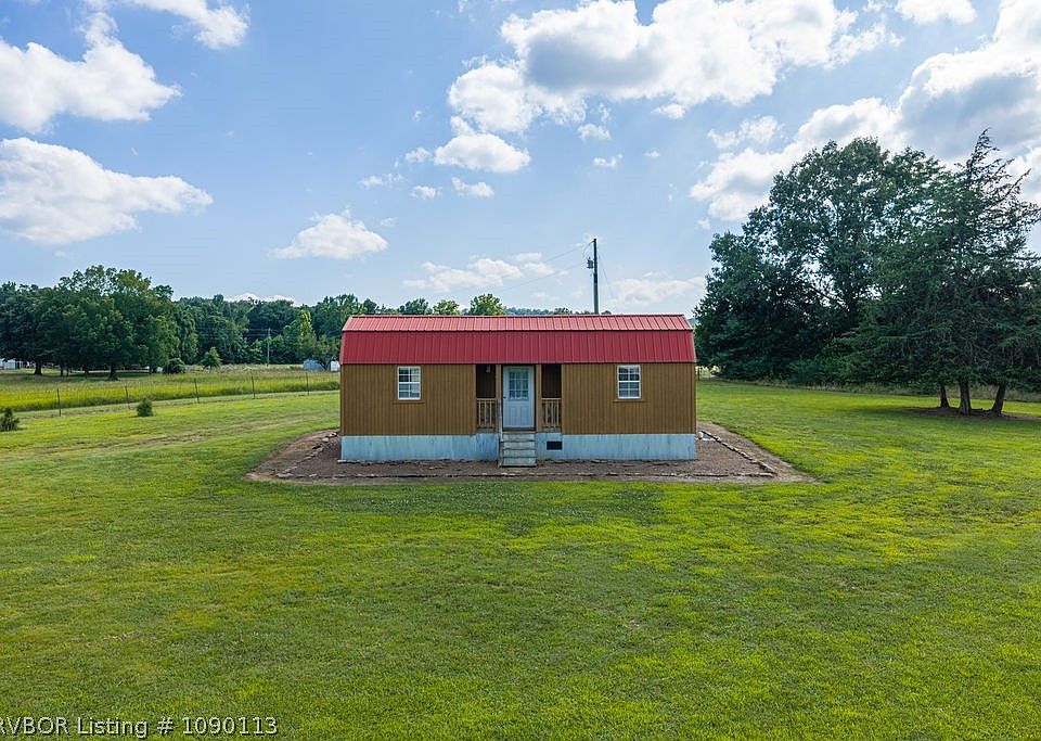 1st image of 515 Roberson Rd