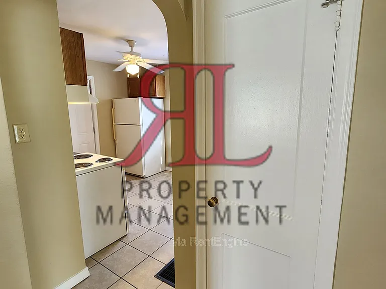 416 S Weyant Ave — Photo 8