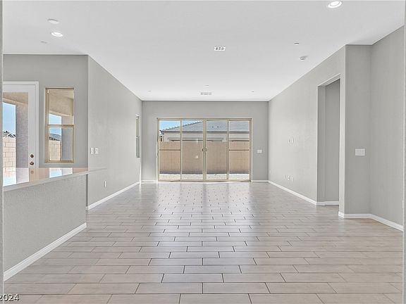 4th image of 6443 Peace Dove Ave