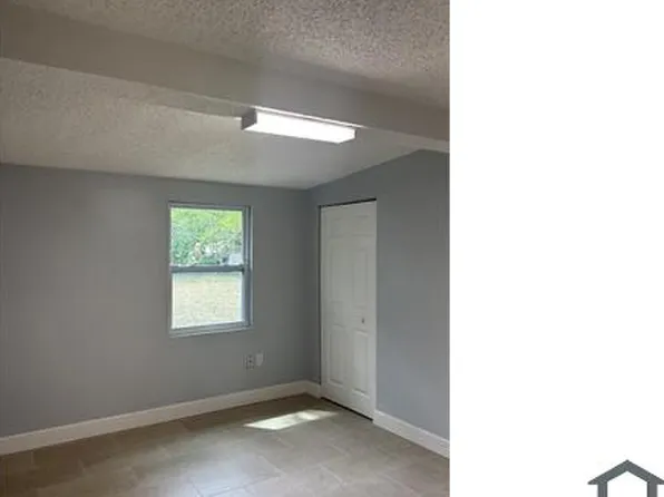 4021 E Henry Ave, Tampa, FL 33610