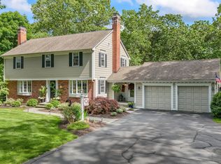 17 Stockade Rd, West Simsbury, CT 06092