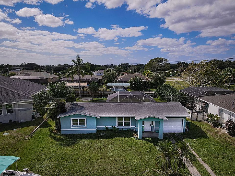 One Level Living - Canal