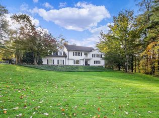 9 Seymour Pl W, Armonk, NY 10504