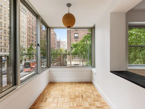 11 Fifth Avenue image 7 of 15