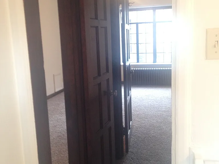 775 E. Broad St — Photo 70