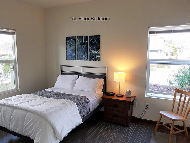 1078 Portola Ave — Photo 6