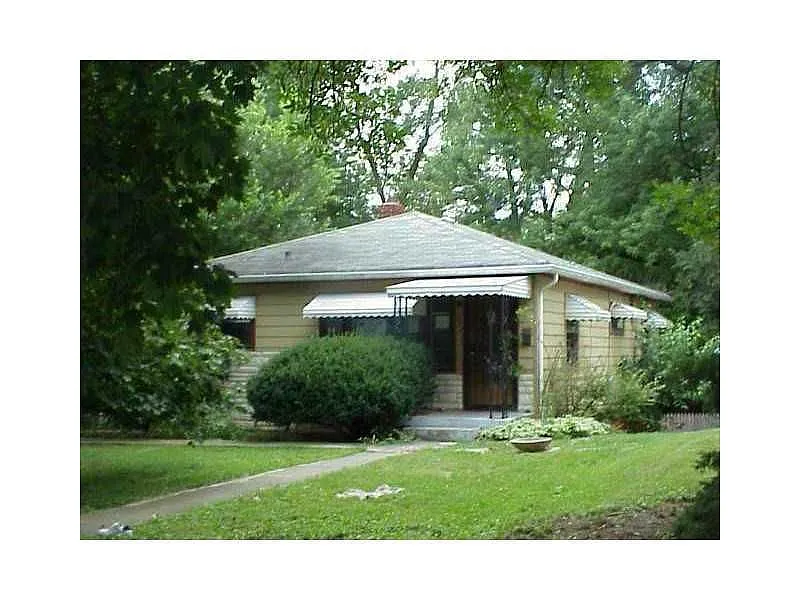3502 N Olney St photo 1