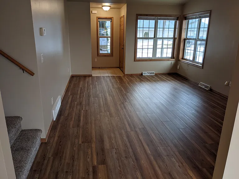 1749 Marissa Ct — Photo 12