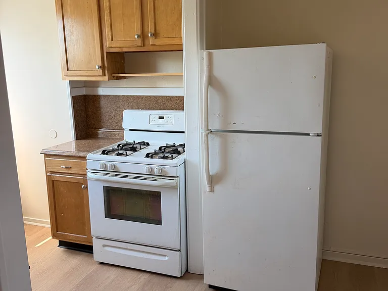 1170 Kenmore Ave #3 — Photo 3