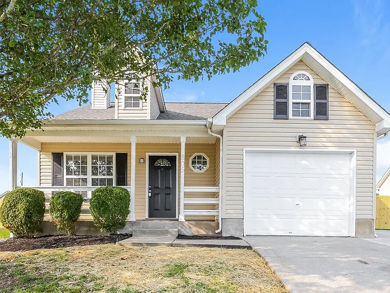 805 Stone Flower Ct — Photo 1
