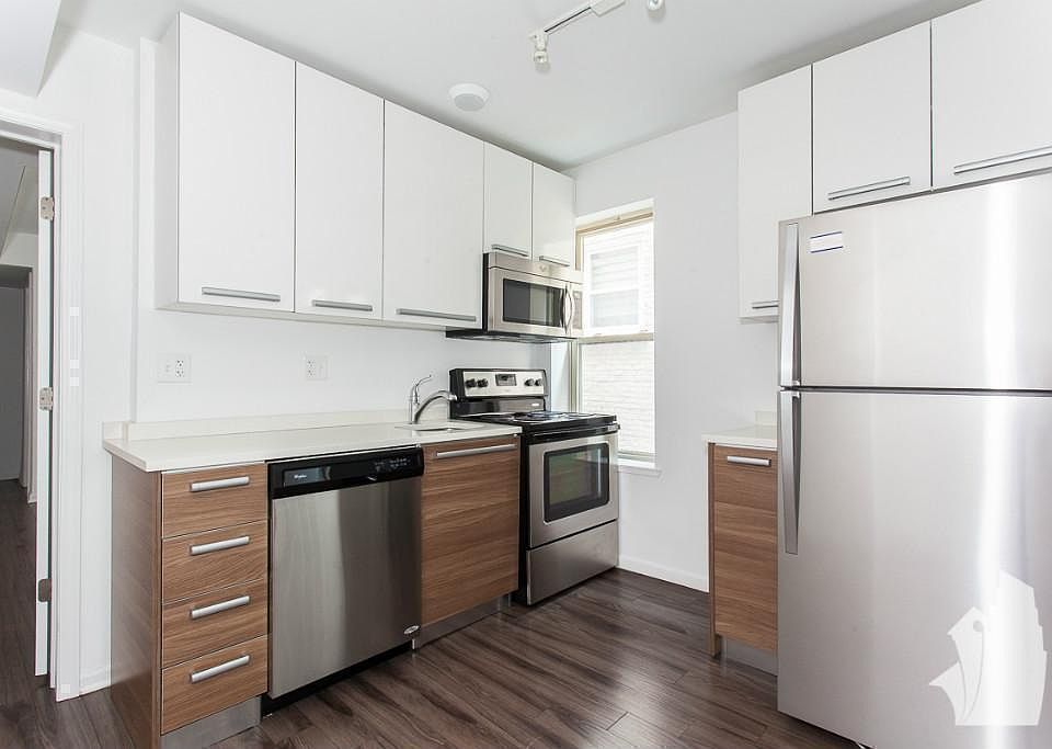 1st image of 925 W Carmen Ave APT 5G