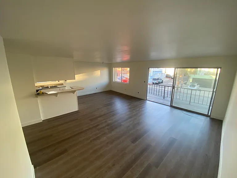 325 Monterey Blvd #A — Photo 4