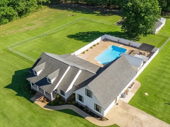 145 Tom Way, Savannah, TN 38372