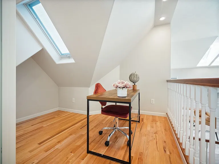 305 S Shelley — Photo 46
