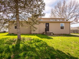 3412 La Follette Dr, Jeffersontown, KY 40299