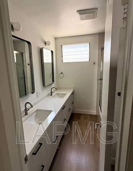 119 N Hillcrest Blvd #16 — Photo 4