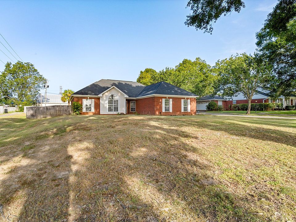 2372 McFarland Rd, Mobile, AL 36695 Zillow
