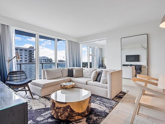 3rd image of 3101 Bayshore Drive #905