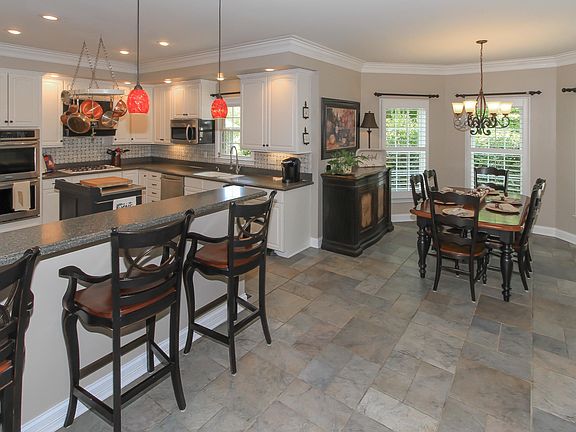3rd image of 1252 Gettysvue Way