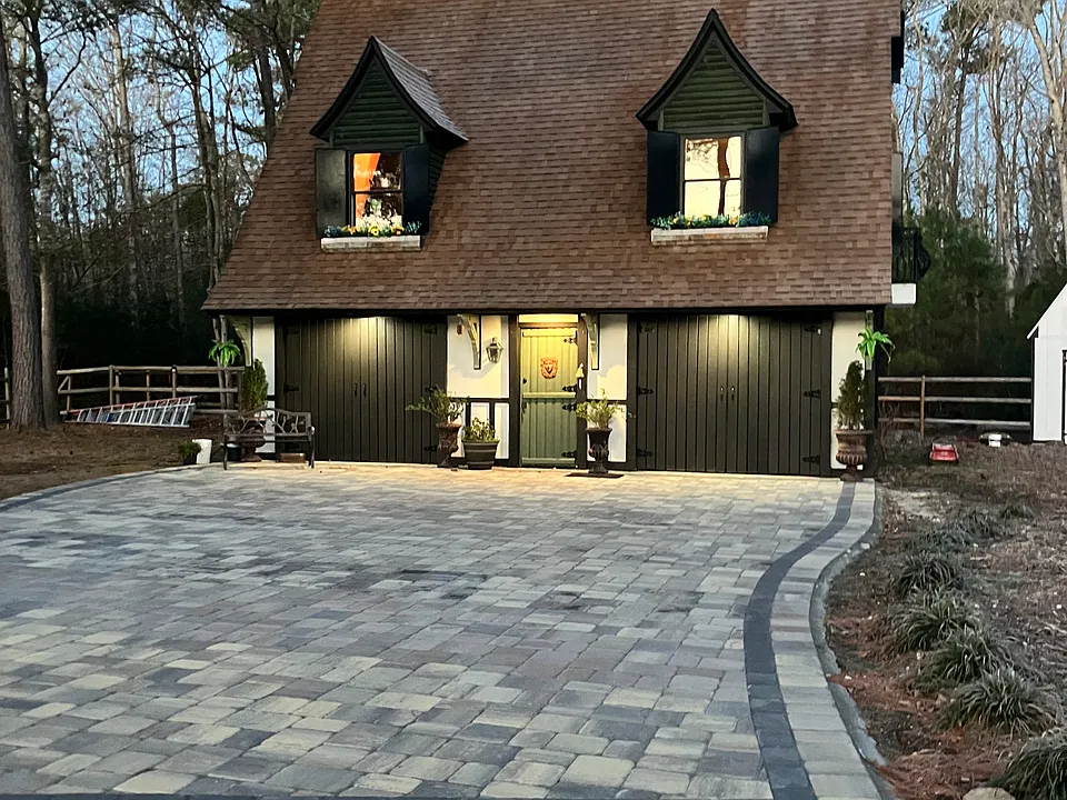 Evans Estate Dr