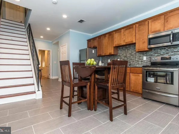 2345 Turner St, Philadelphia, PA 19121