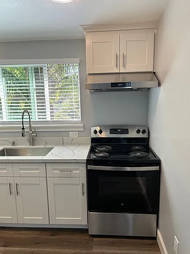 150 Redwood Ave #8 Photo 1