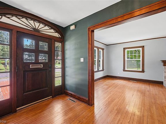2nd image of 1258 Delia Ave