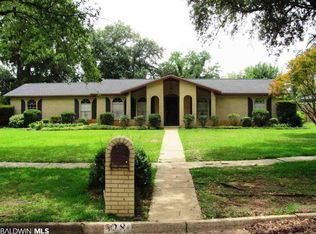 528 Huntleigh Way, Mobile, AL 36608