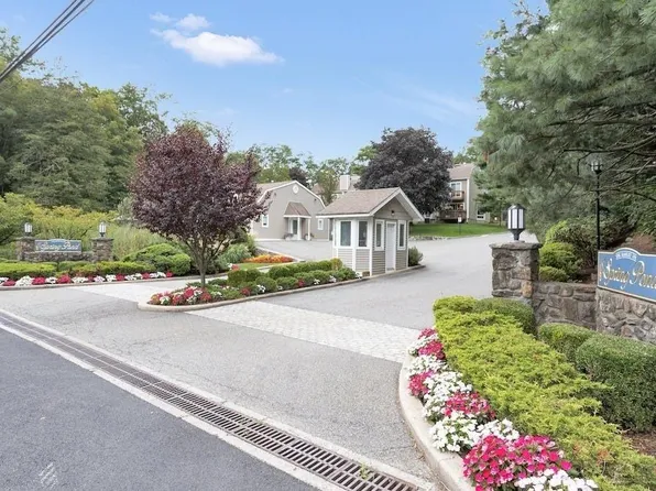 81 Spring Pond Drive, Ossining, NY 10562