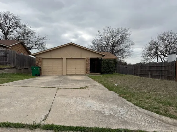 5604 Macgregor Dr, Haltom City, TX 76148
