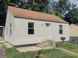 187 Sycamore St, Holyoke, MA 01040